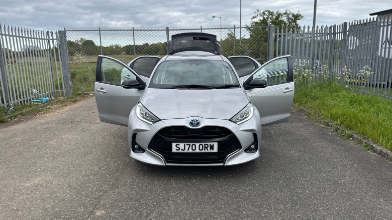 Toyota Yaris 1.5 Hybrid Dynamic 5dr CVT Hybrid Hatchback